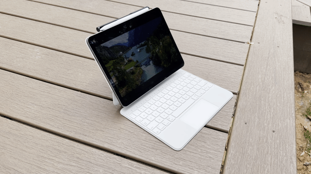 Video of Good Apple iPad Air 11" (M2) 2024