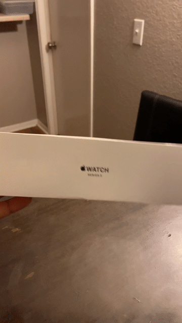 Video of Good Apple Watch Series 3 42mm