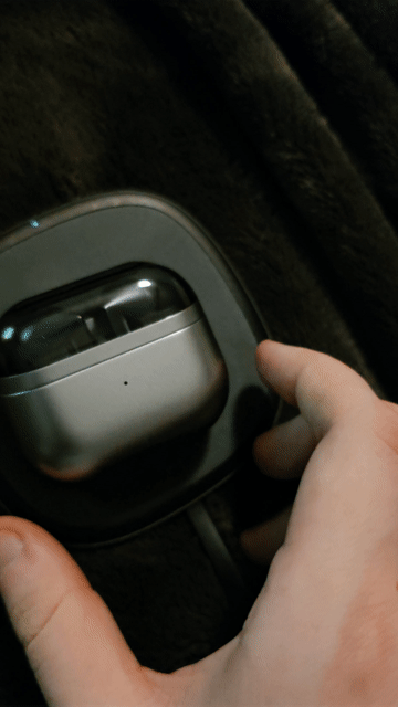 Video of Used Samsung Galaxy Buds3 Pro