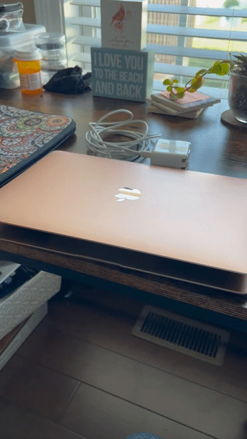 Video of Good MacBook Air 2019 - 13"
