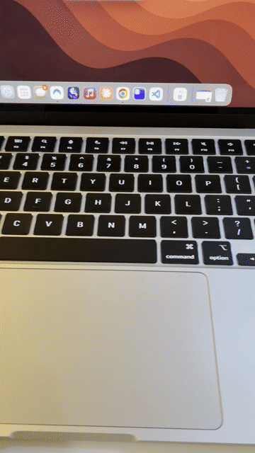 Video of Mint MacBook Air 2026 (M5) - 13"