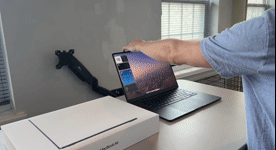 Video of Mint MacBook Air 2024 (M3) - 15"