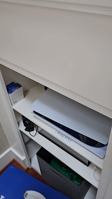 Video of Mint PlayStation 5 Standard Edition (2020)