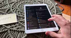 Video of Mint Apple iPad 7th Gen