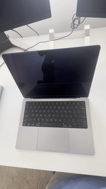 Video of Good MacBook Pro Late 2023 (M3) - 14"
