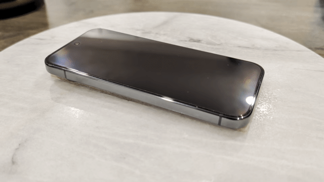 Video of Mint Google Pixel 10 Pro