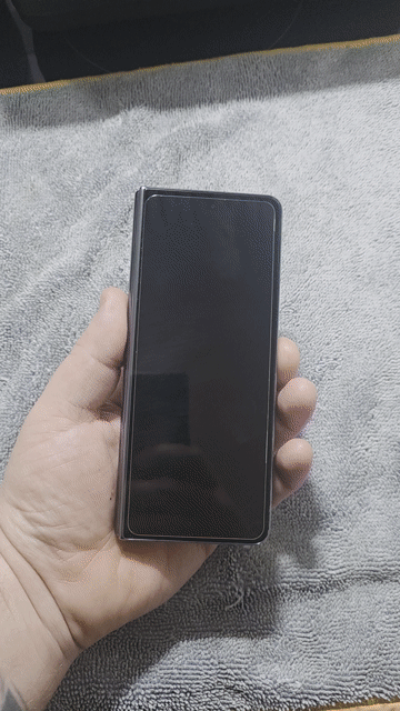 Video of Mint Samsung Galaxy Z Fold4 5G
