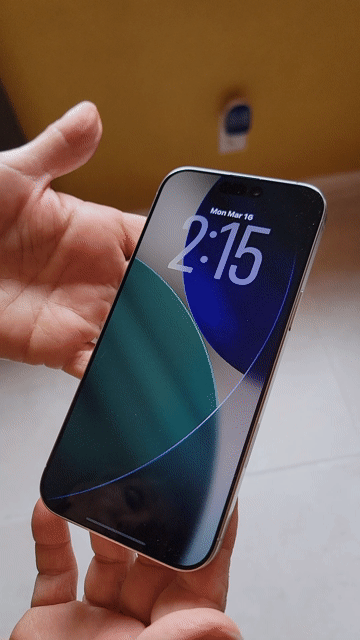 Video of Mint Apple iPhone 16 Pro Max