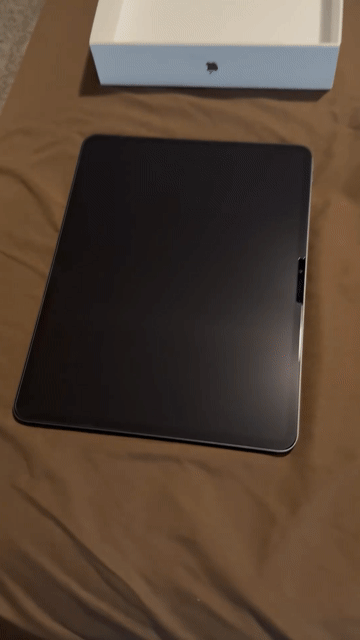 Video of Mint Apple iPad Pro 13" (M5) 2025