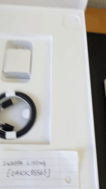Video of Good Apple iPad Pro 13" (M4) 2024